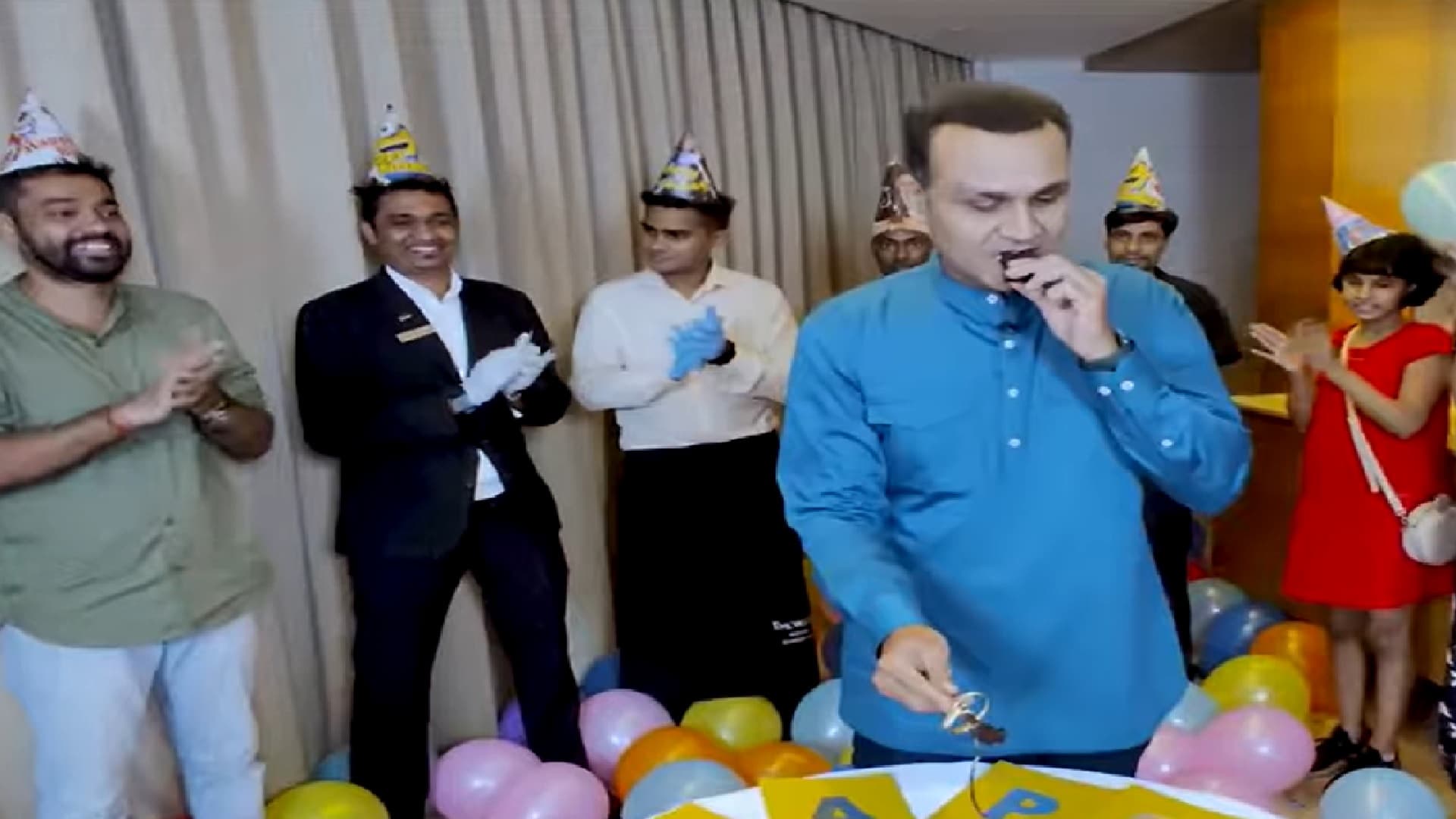 Happy Birthday Virendra Sehwag : वीरेंद्र सहवाग ने खास अंदाज में मनाया अपना 42वां जन्मदिन, बधाइयों का तांता