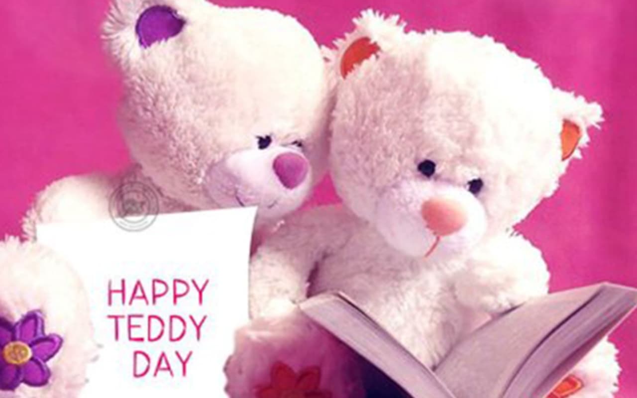 Happy Teddy Day Whatsapp Status: वैलेंटाइन वीक में टेडी डे पर लगाएं दिल छू लेनेवाले ये व्हाॅट्सऐप स्टेटस