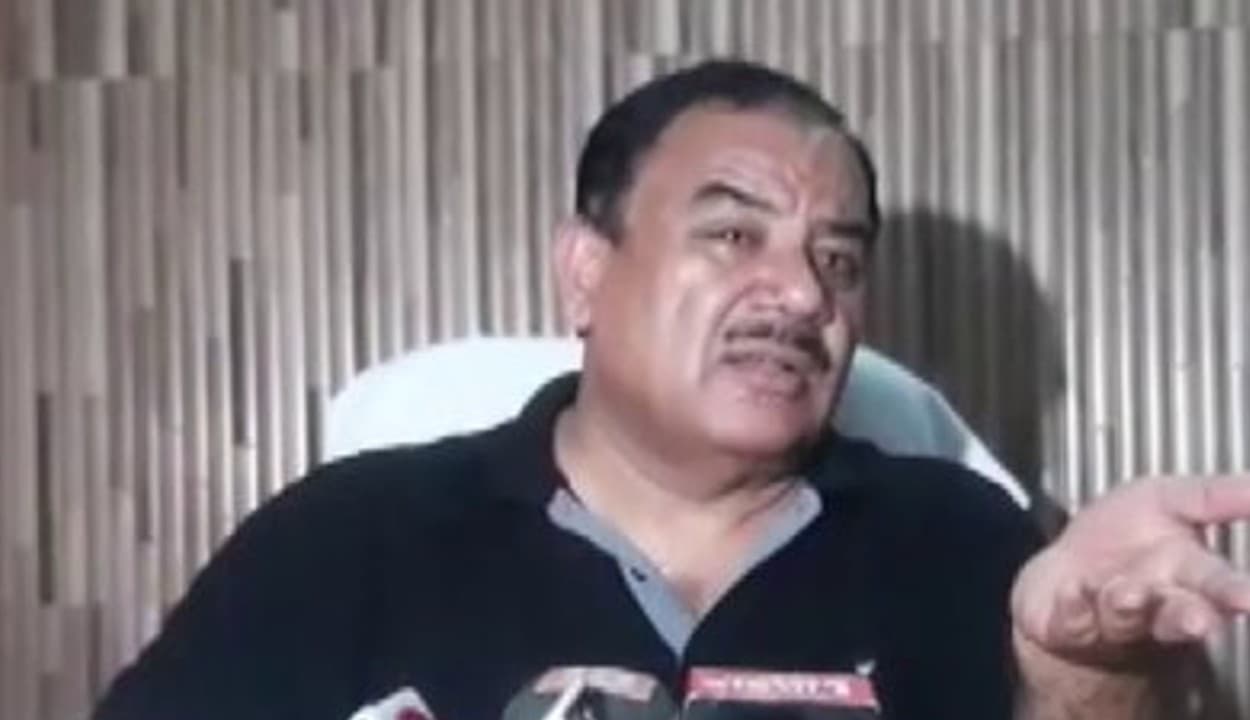 उत्तराखंड बीजेपी में दरार : कैबिनेट मंत्री हरक सिंह रावत और विधायक उमेश शर्मा काऊ ने दिया इस्तीफा