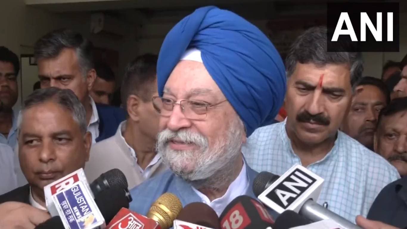 बालासोर ट्रेन हादसा : हरदीप पुरी ने राहुल गांधी पर किया पलटवार, कहा - गैर-जिम्मेदाराना बयान देने से बाज आएं