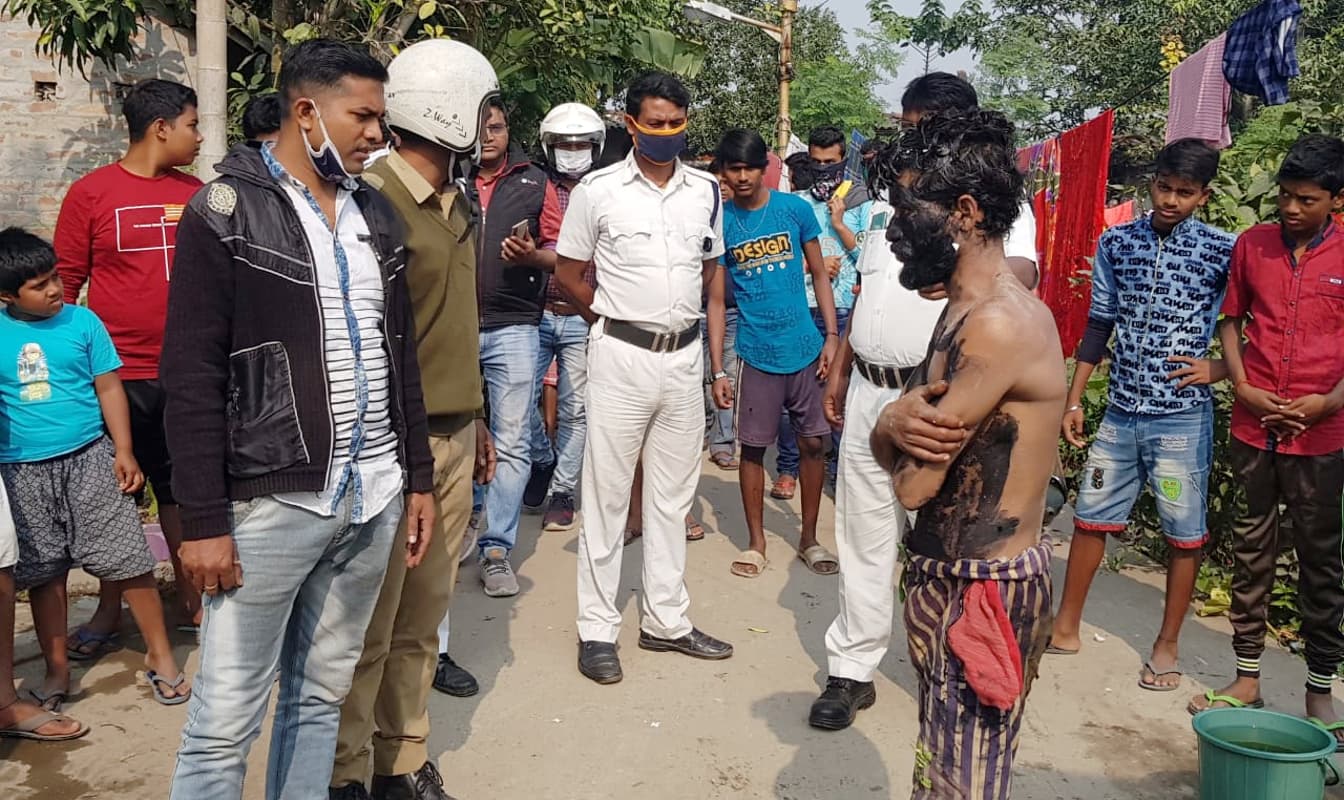 क्रूरता की हदें पार कर जाता था कुत्तों से संबंध बनाने वाला कोलकाता का सिरफिरा, पुलिस ने किया गिरफ्तार क्रूरता की हदें पार कर जाता था कुत्तों से संबंध बनाने वाला कोलकाता का सिरफिरा, पुलिस ने किया गिरफ्तार