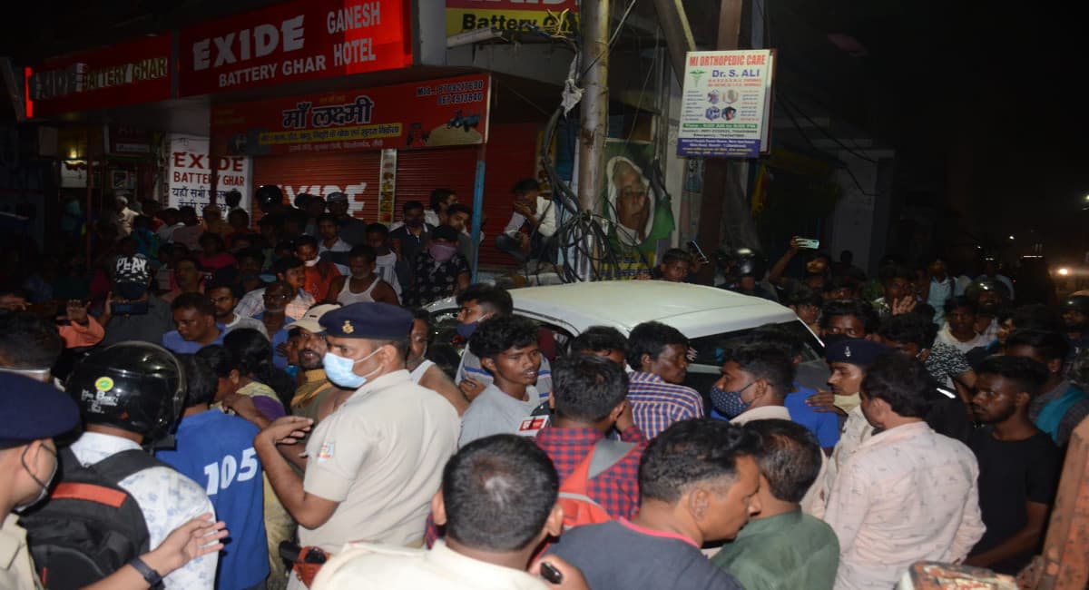 Jharkhand News : रांची के हरमू में बेकाबू नैनो कार ने 5 लोगों को कुचला, एक की हालत गंभीर