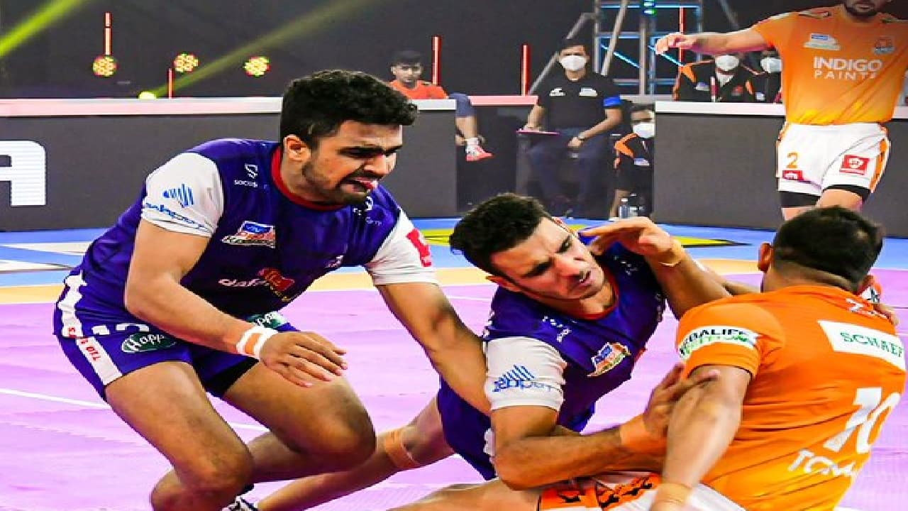 Pro Kabaddi League: हरियाणा स्टीलर्स ने पुनेरी पलटन को 37-30 से हराया, चमके विकास