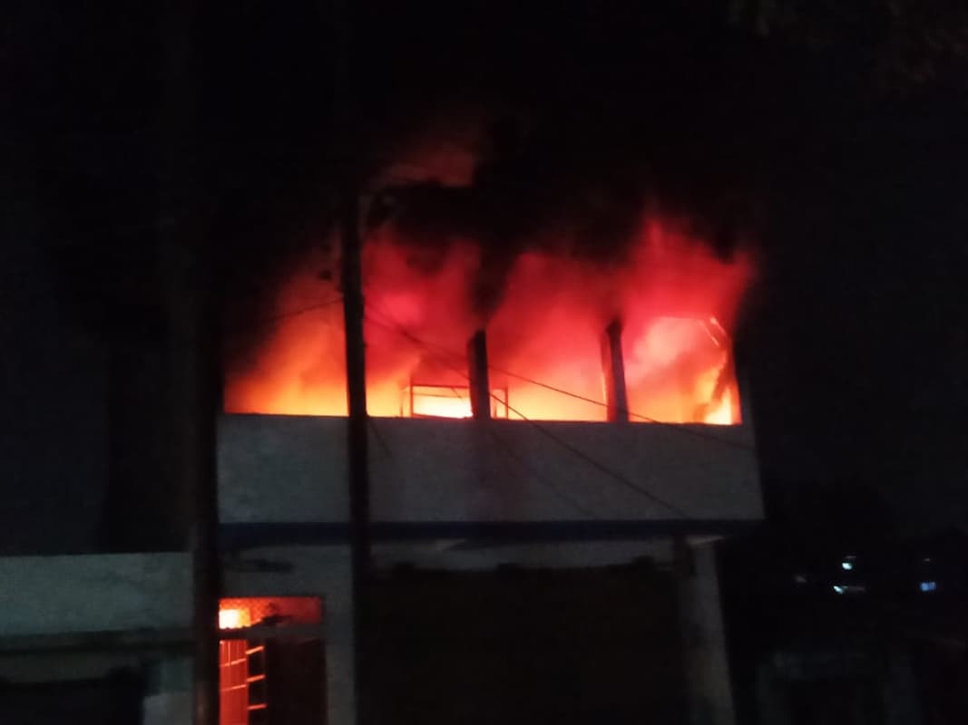 Kumbh Mela : बैरागी कैंप में लगी आग, कई झोपड़ियां जलकर खाक