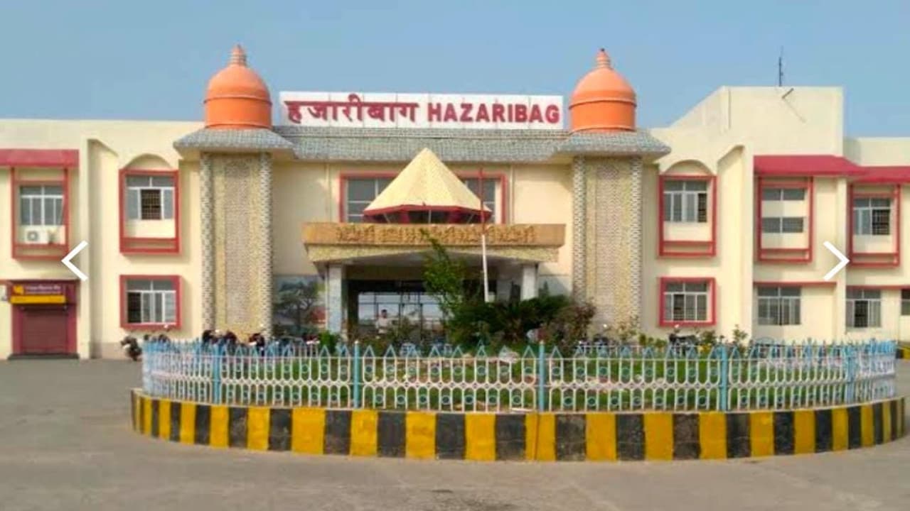 वाइ-फाइ से लैस होगा हजारीबाग स्टेशन, बना देश का 6000 वां स्टेशन, लोग बोले : पहले यात्री ट्रेन का परिचालन शुरू हो
