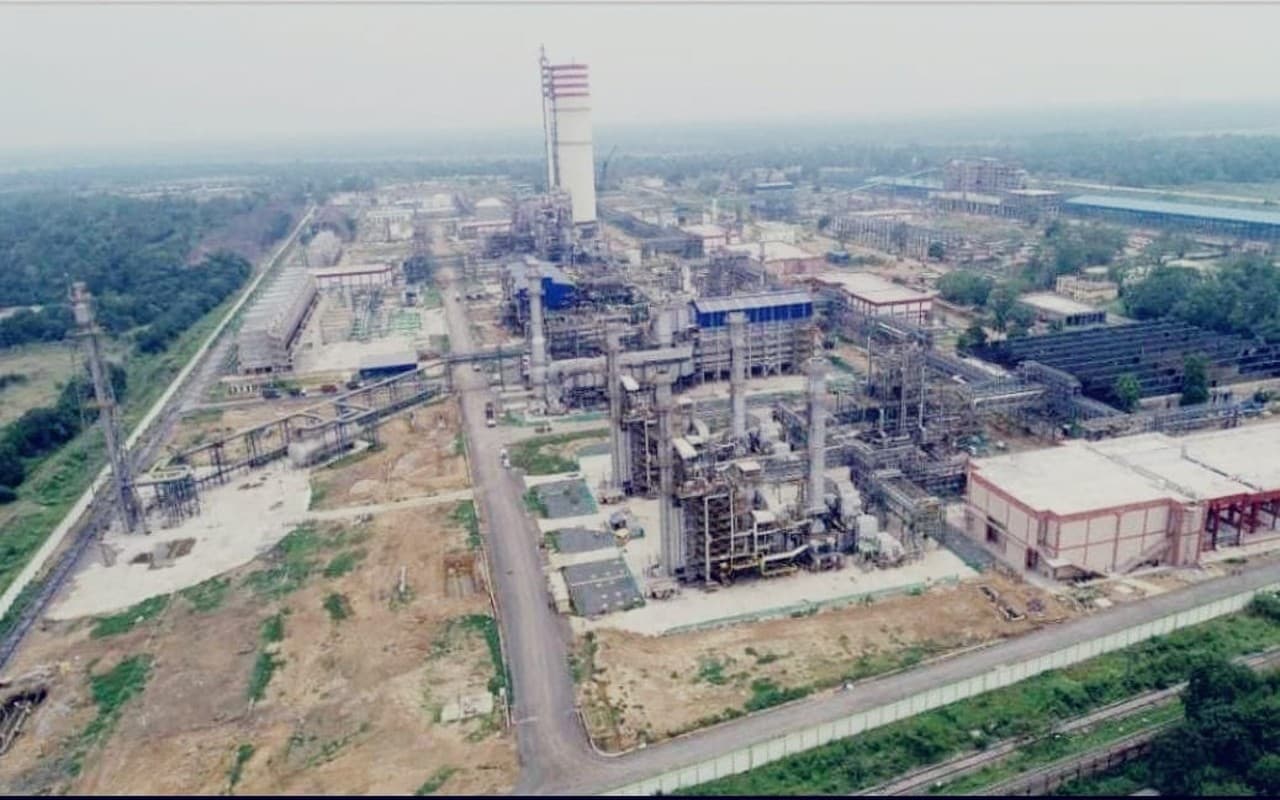 Jharkhand: धनतेरस के दिन हर्ल सिंदरी करेगा नीम कोटेड यूरिया के उत्पादन का ट्रायल