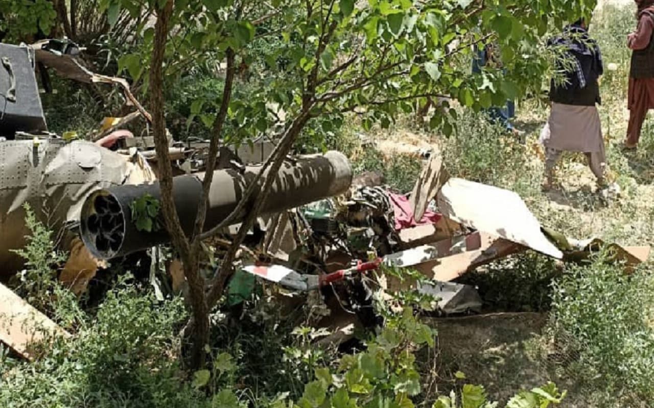 अफगानिस्तान में हेलीकॉप्टर दुर्घटनाग्रस्त, चालक दल के दो सदस्यों की मौत