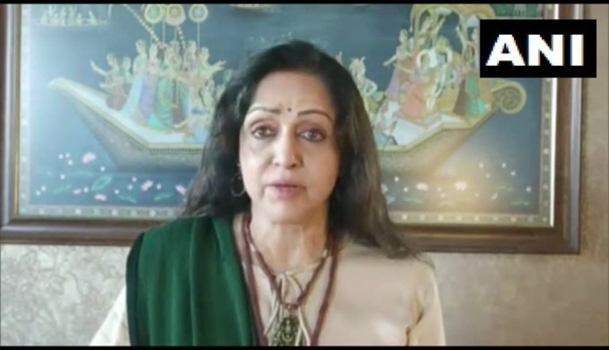 Coronavirus India Live Update: बॉलीवुड की ड्रीमगर्ल ने कोरोना को हराने तक वृंदावन के लोगों से की हवन करने की अपील