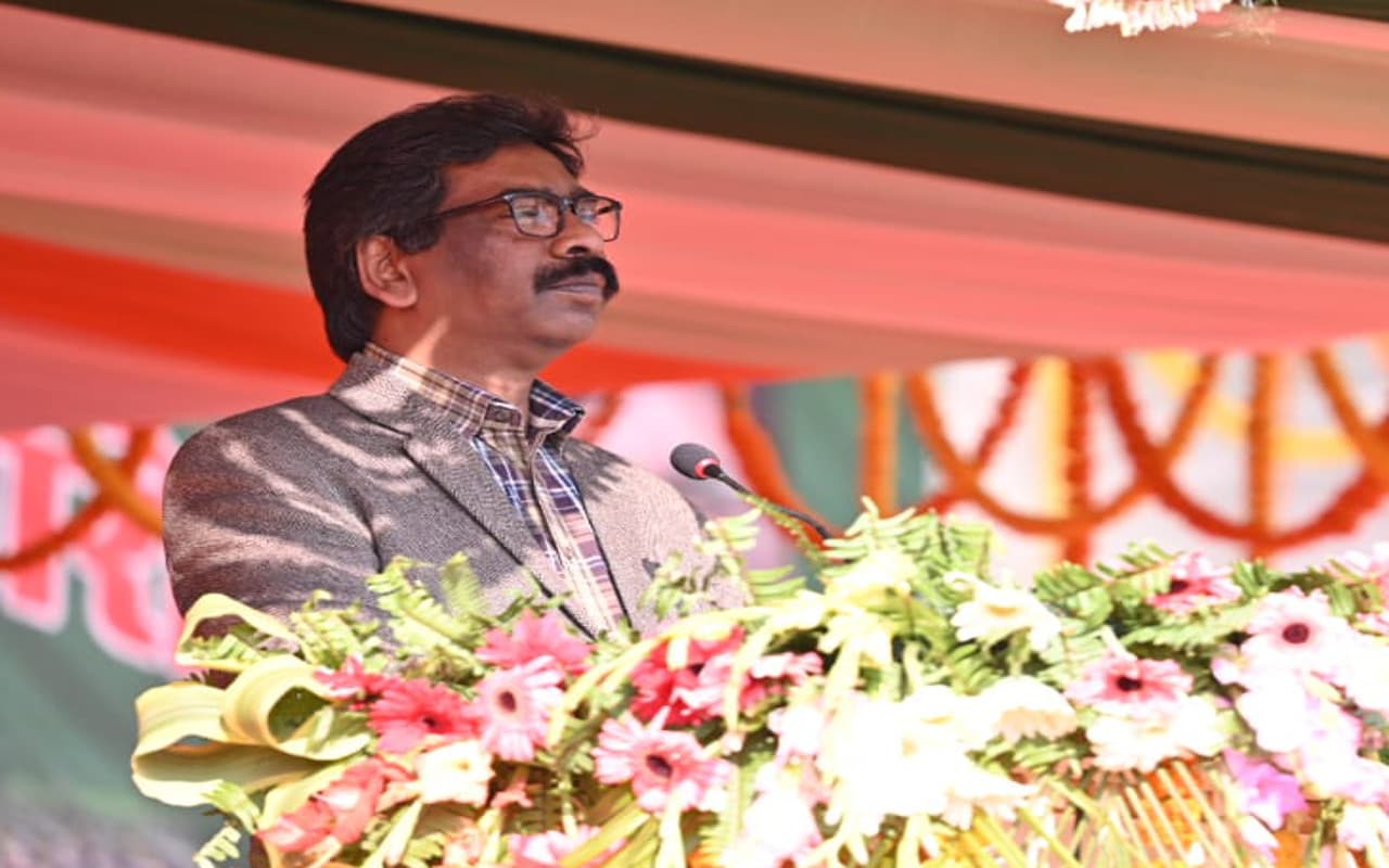 शिबू सोरेन के जन्मदिन पर झारखंड के पत्रकारों को हेमंत सोरेन की सौगात, मिलेगा स्वास्थ्य बीमा योजना का लाभ