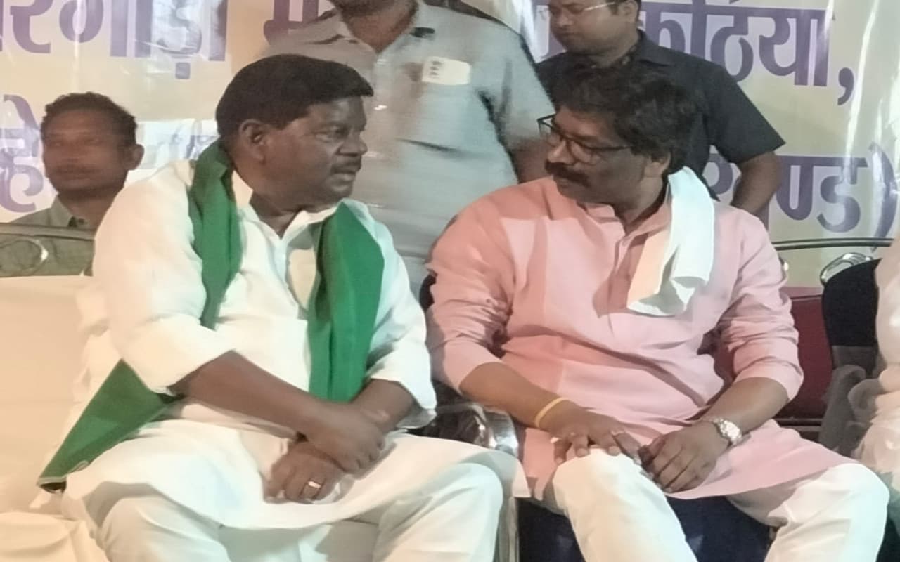 9 साल बाद पूर्व मंत्री हेमलाल मुर्मू की आज होगी घर वापसी, पुत्र विकास भी बीजेपी छोड़ झामुमो का थामेंगे दामन