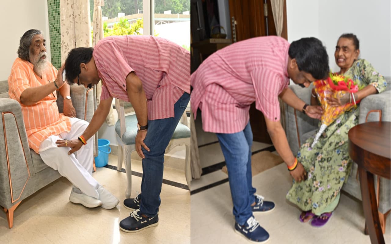 47 साल के हुए CM हेमंत सोरेन, माता-पिता से लिया आशीर्वाद, बोले- राज्य के विकास के लिए हमेशा प्रयत्नशील