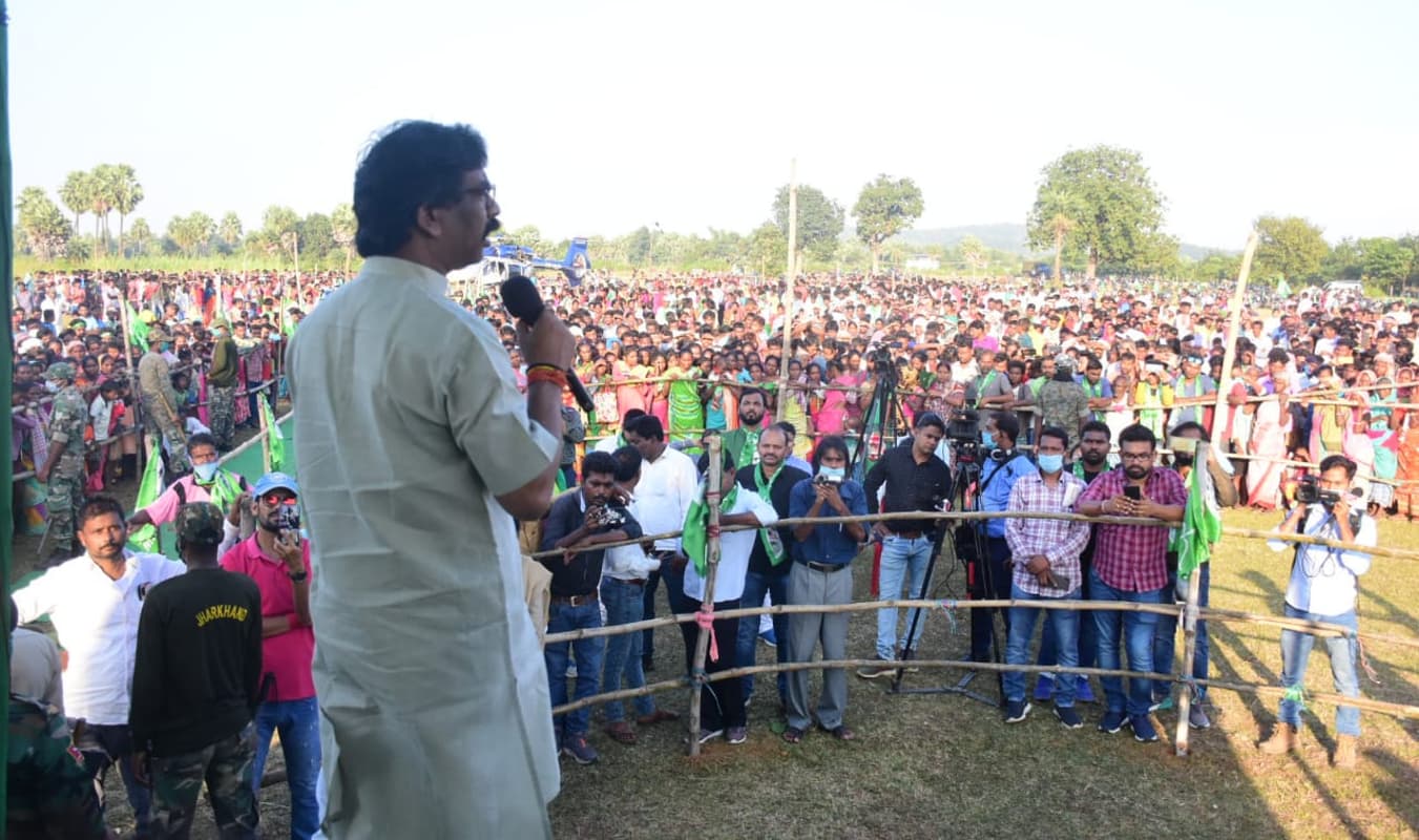 झारखंड के मुख्यमंत्री हेमंत सोरेन ने भाजपा को बताया अंग्रेजों का एजेंट, कहा, भारत को भी गिरवी रख देंगे