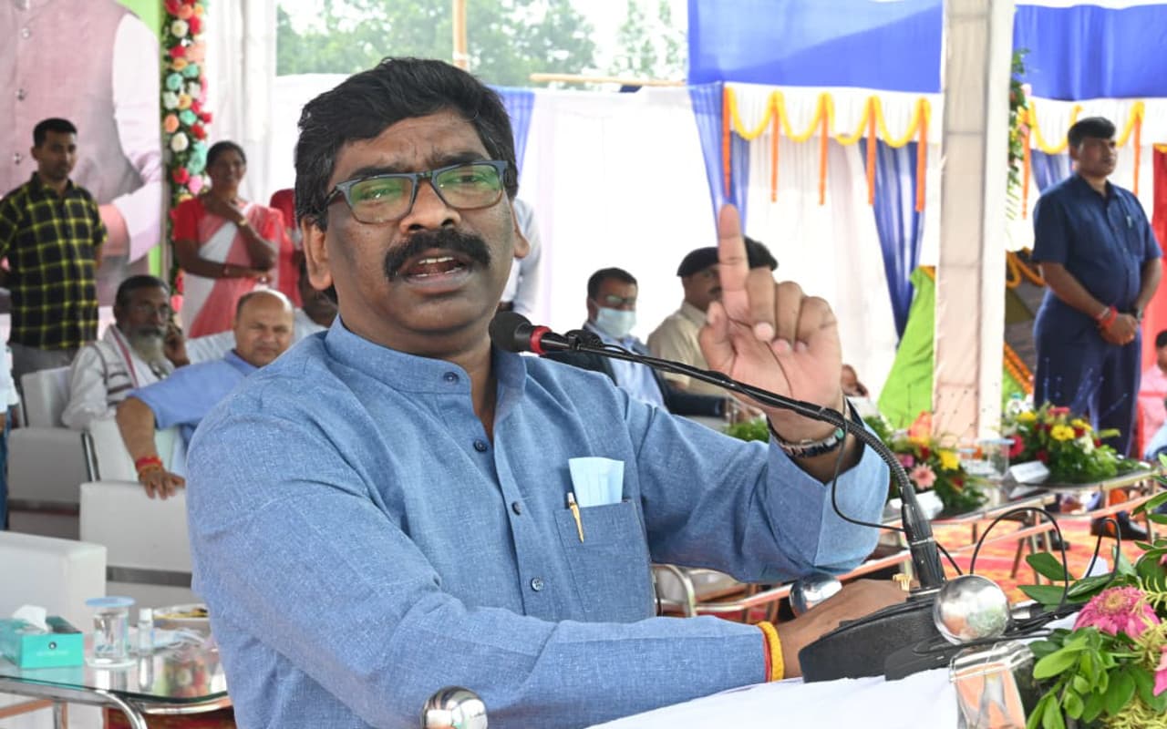 रांची : अनगड़ा पत्थर लीज में दबाव के कारण इस्तीफा देनेवाले डीएमओ की सेवा फिर बहाल