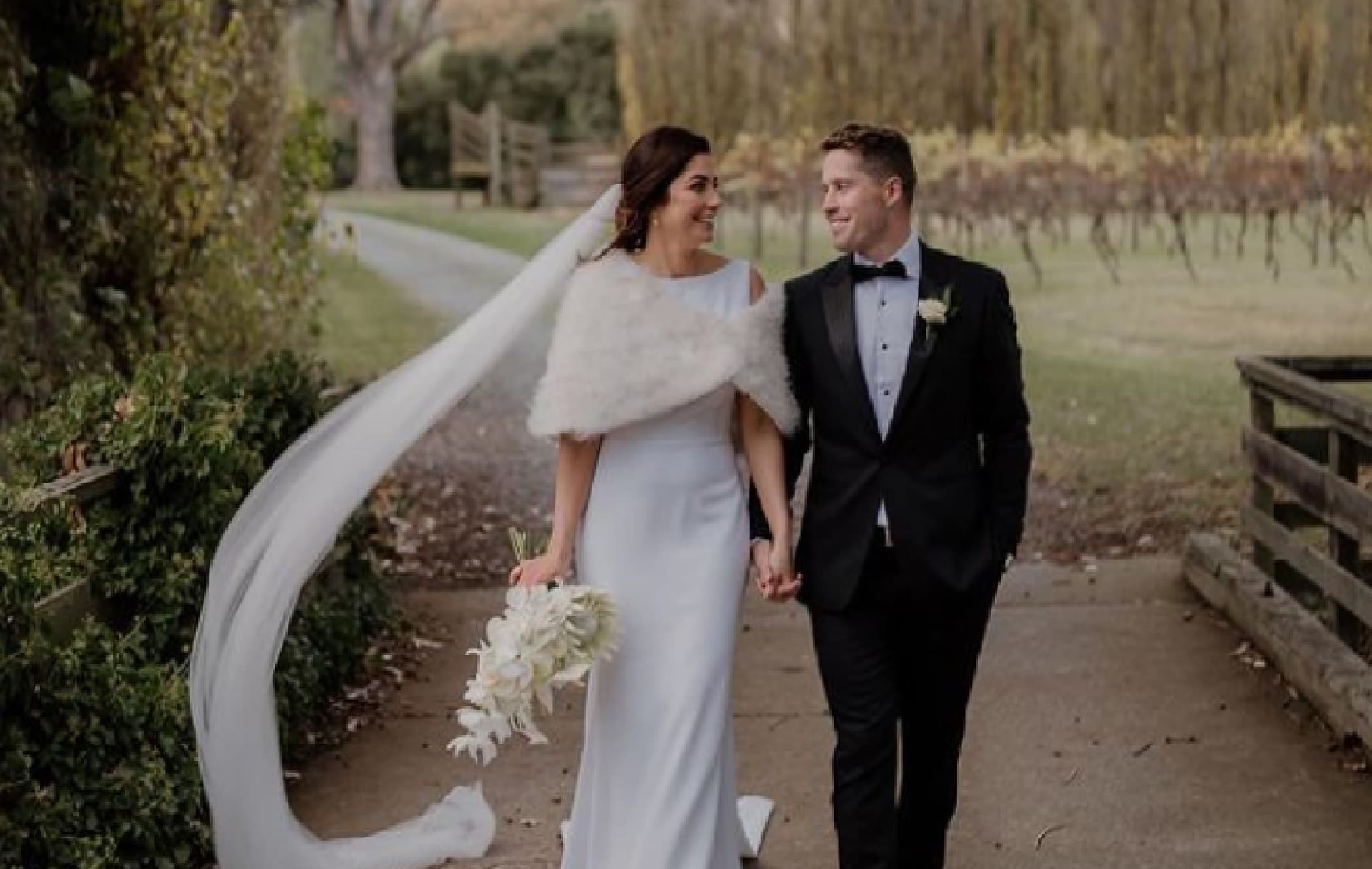 WTC 2021 Final : भारत के खिलाफ मुकाबले से पहले न्यूजीलैंड के इस खिलाड़ी ने रचायी शादी, देखें तसवीरें