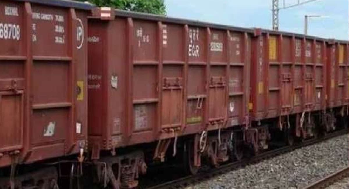 Bihar: गया में मालगाड़ी की चपेट में आने से 2 बच्चियों की मौत, ट्रैक पार कर रही थीं लड़कियां
