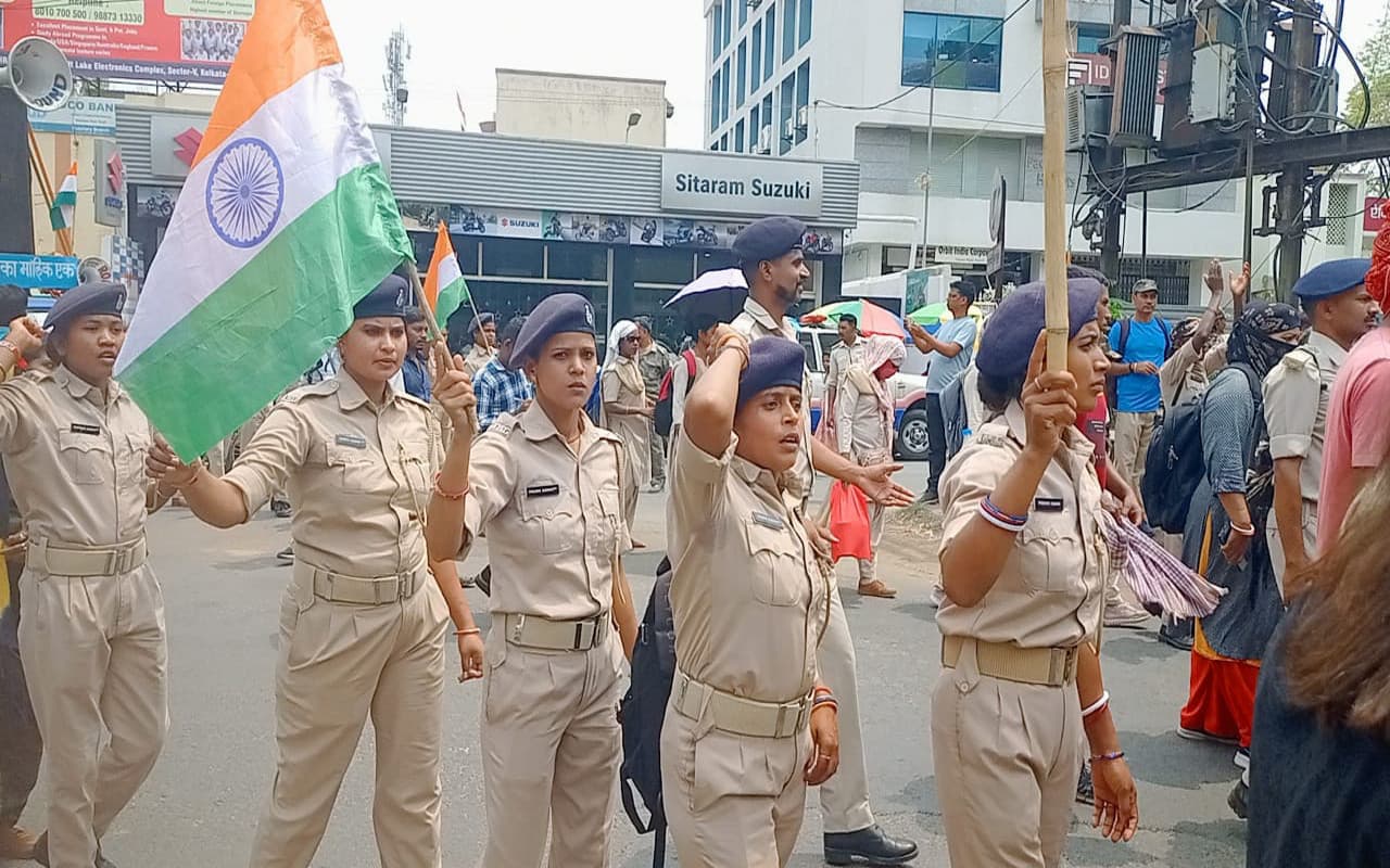 झारखंड : अपनी मांगों के समर्थन में होमगार्ड जवानों ने दिया धरना, कल मुख्यमंत्री सचिवालय में होगी बातचीत