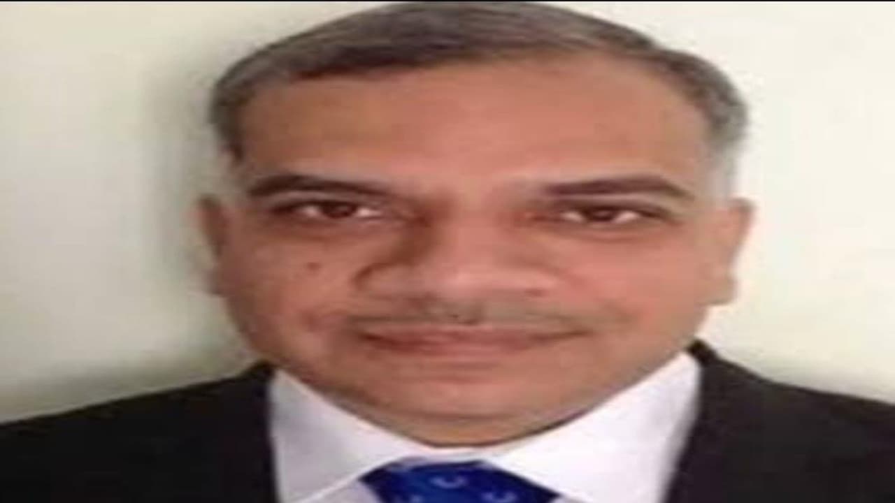 HURL के MD एके गुप्ता ने दिया इस्तीफा, श्रीनिवासन सी मुदगेरिकर बने नये प्रबंध निदेशक, जानें कारण