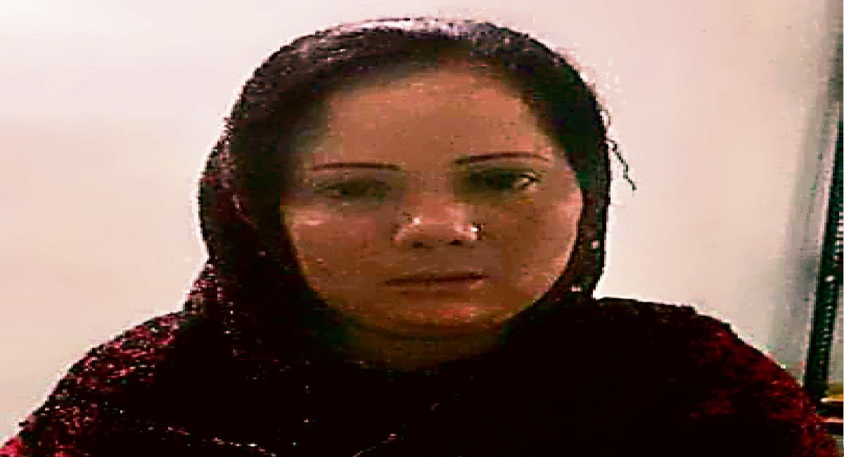 Human Trafficking: नवजात को 22 हजार में खरीद कर ले जा रही थी, एयरपोर्ट पर पुलिस ने दबोचा, उगले कई राज