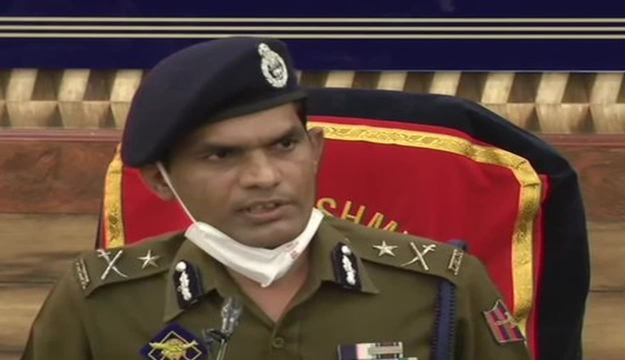 जम्मू-कश्मीर : कुलगाम और अनंतनाग में सुरक्षा बलों के साथ मुठभेड़ में 6 आतंकी ढेर, पुलिस का एक जवान घायल