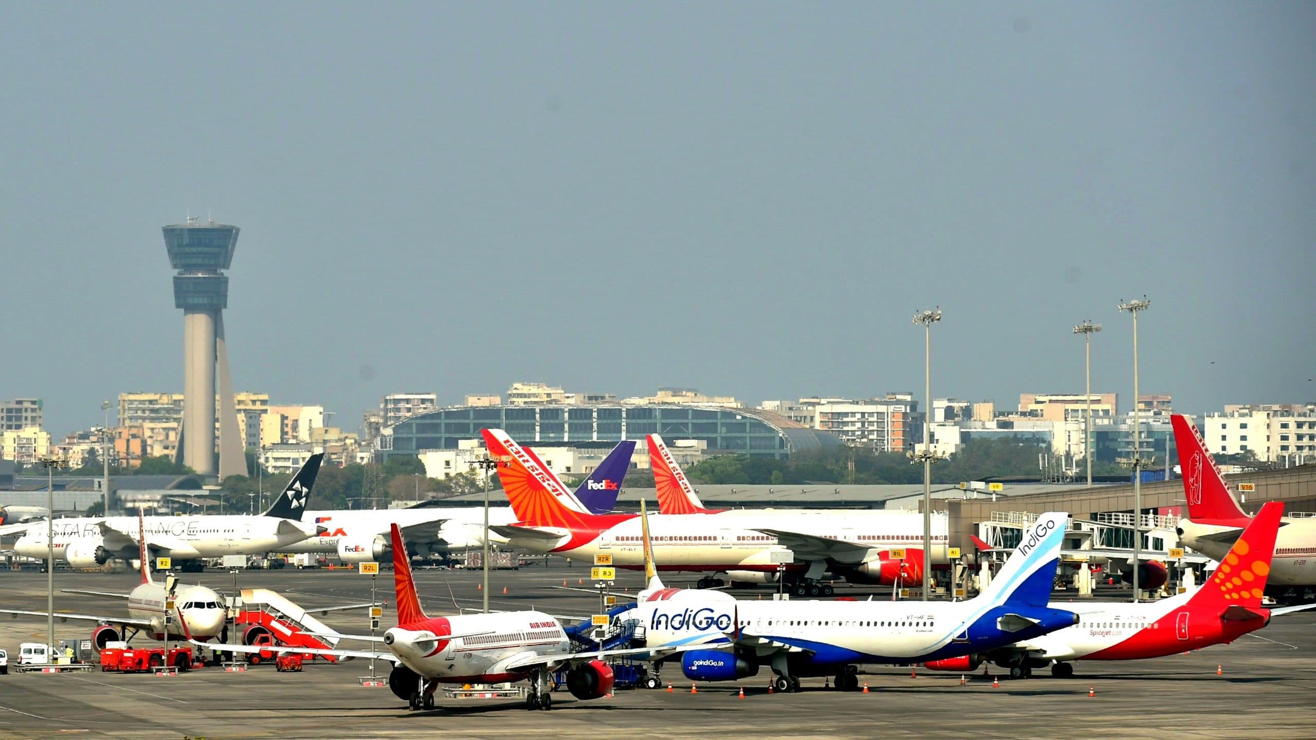 लखनऊ एयरपोर्ट पर Digi Yatra सर्विस से यात्रियों को मिल रही राहत, अब चंद मिनट में हो रही एंट्री