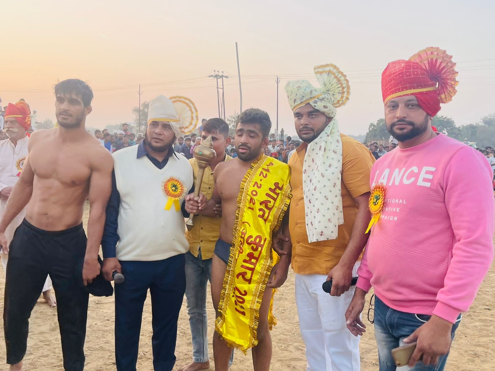 Aligarh News: वायु सेना के पहलवान नासिर ने जीता 'दंगल', फाइनल में पंजाब के मोनू को हराया