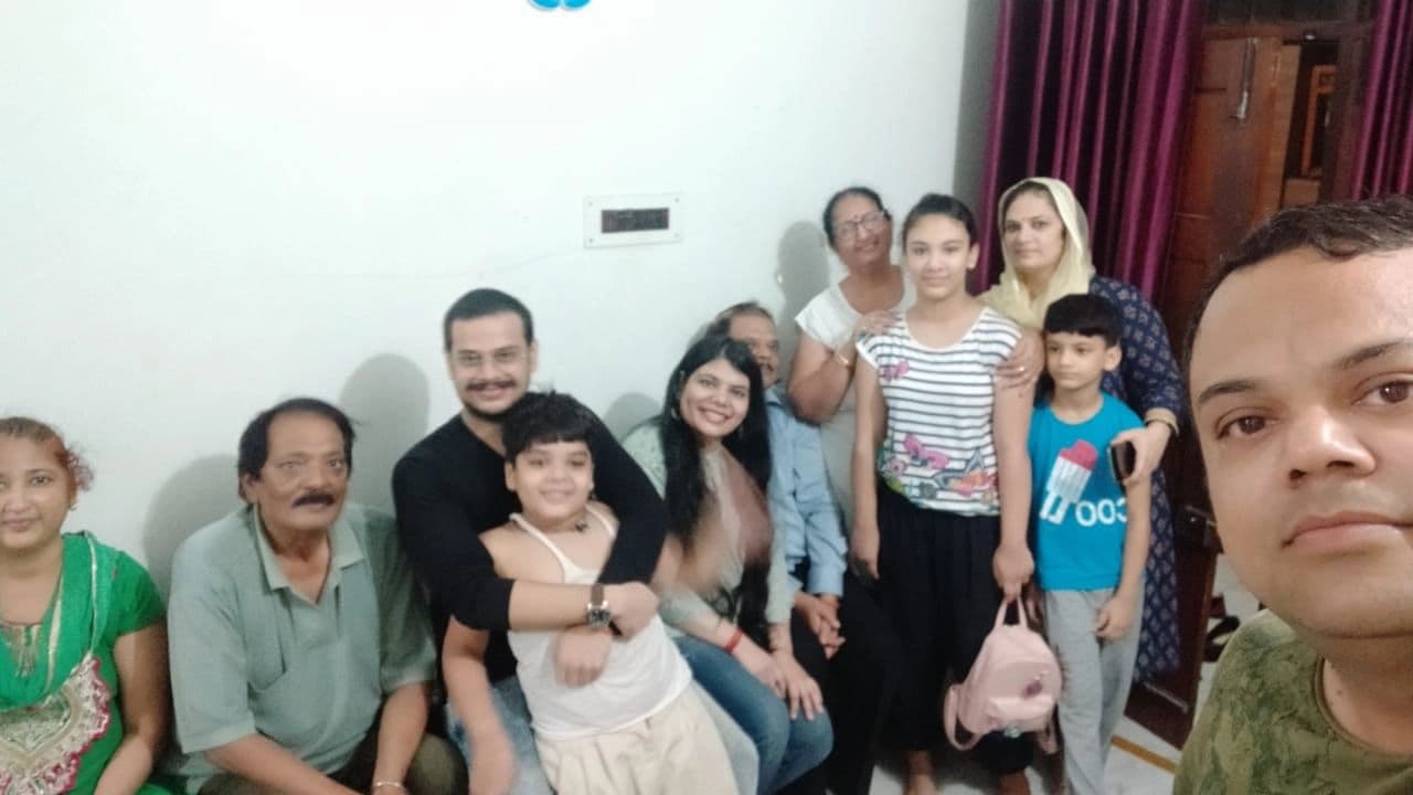 IAF Helicopter Crash: शहीद पृथ्वी सिंह चौहान ने नए साल के लिए प्लान किया था सरप्राइज, अब घर पहुंचेगा शव