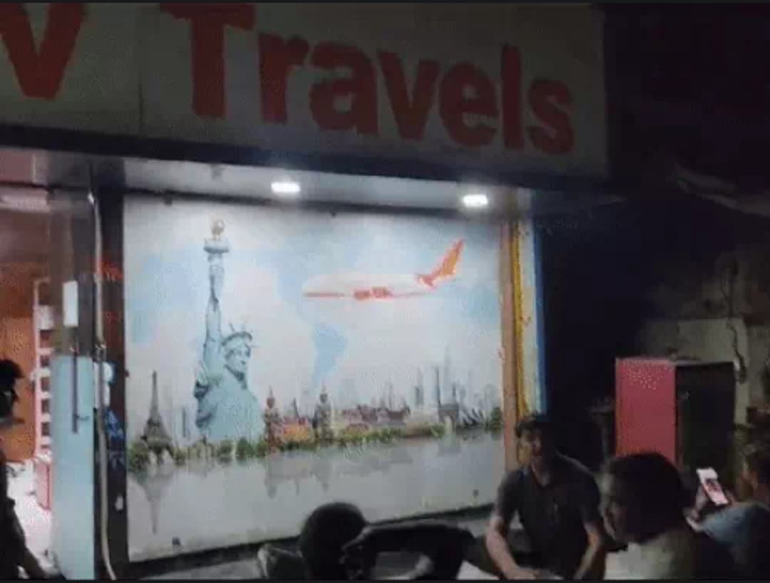 Gorakhpur : गिराई जाएंगी पैडलेगंज से फिराक गोरखपुरी चौराहे तक की दुकानें , 19 आवंटियों को नोटिस