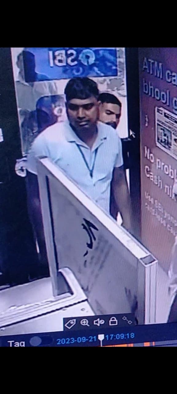 बरेली में गार्ड बनकर चोरों ने ATM से निकाले 1.40 लाख ,चोर का फोटो वायरल, पुलिस से कार्रवाई को शिकायत