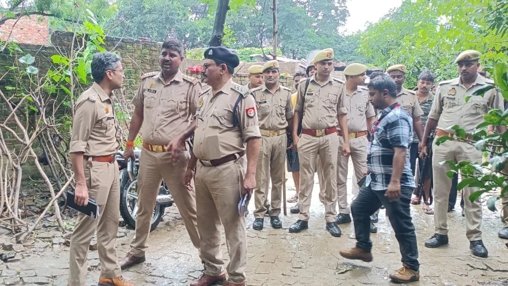 देवरिया हत्याकांड: ज्ञानप्रकाश दूबे उर्फ साधू को बुलाएगी पुलिस, सबकुछ लुटाकर चले गए थे गुजरात, खुलेंगे कई राज