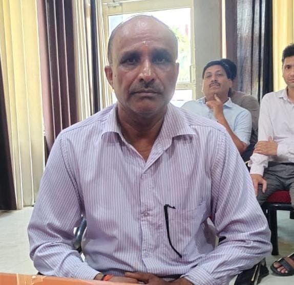 बरेली में बिजली बिल न चुकाने पर जारी आरसी की डेट बढ़ाने को अमीन ने 5000 रिश्वत मांगी, एंटी करप्शन टीम ने दबोचा