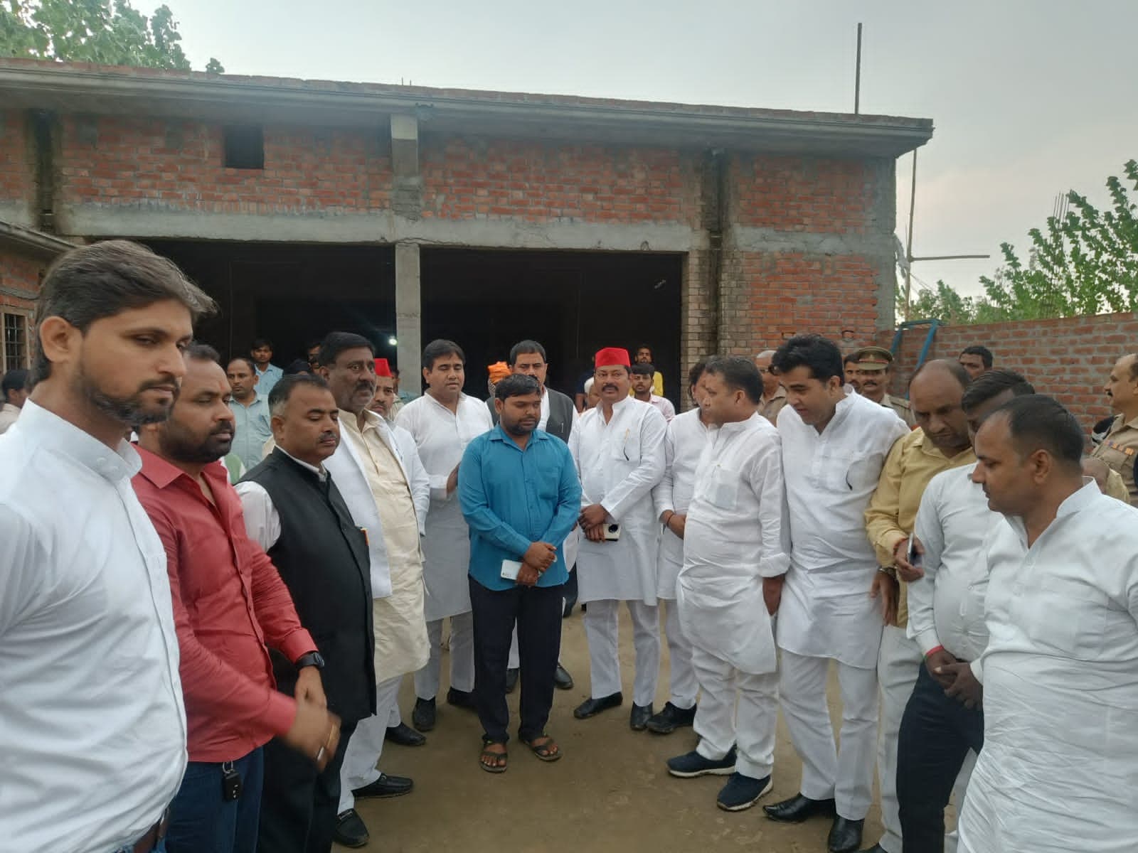 SP में फिर दिखी गुटबाजी, शिष्टमंडल में पूर्व मंत्री, सांसद और प्रदेश सचिव का नाम नहीं, जानें क्या बात हुई..