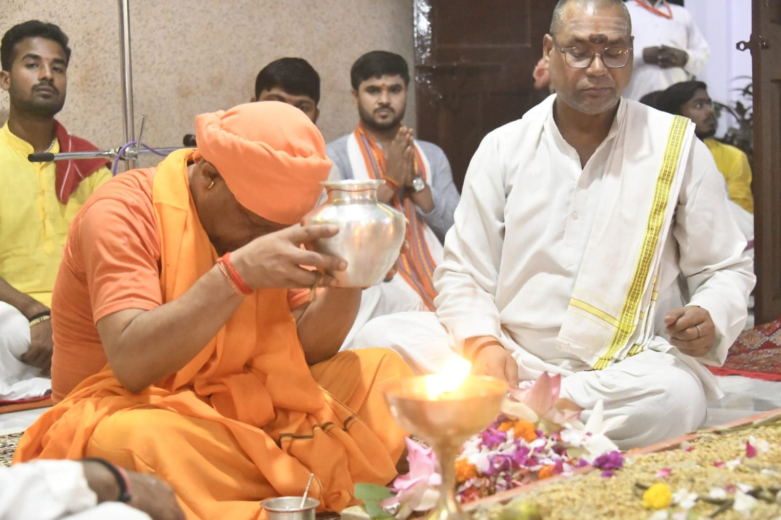 Gorakhpur : 3 दिन अनुष्ठान आराधना में रहेंगे सीएम योगी, गोरक्षपीठ में रविवार को होगी महानिशा की पूजा