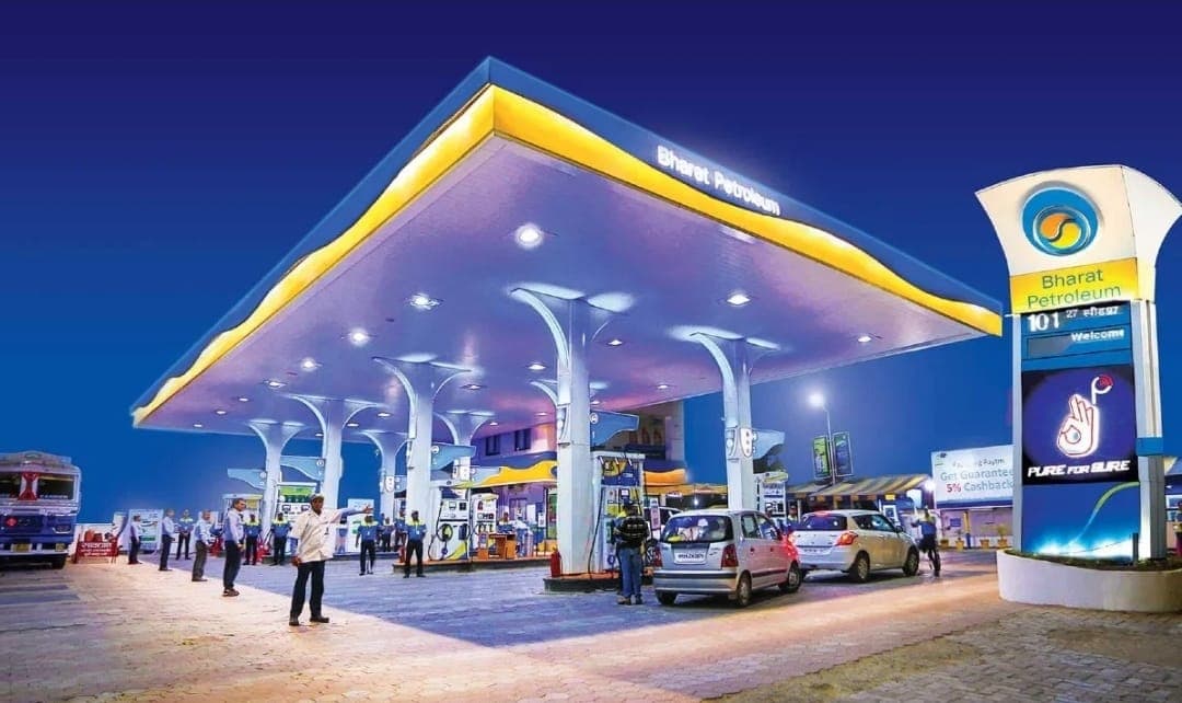 बरेली: छह महीने में डीजल-पेट्रोल सबसे महंगा, दो दिन में Petrol के 54 और Diesel के दाम में 53 पैसे का इजाफा