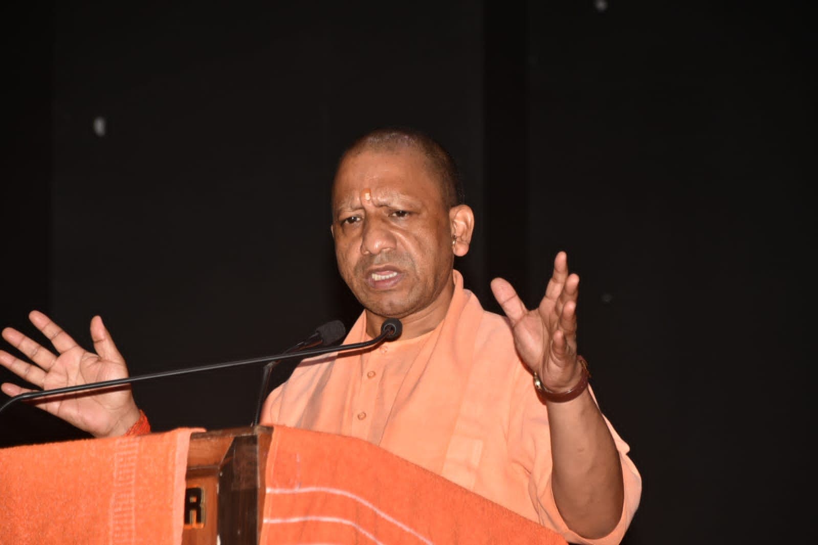 सरकार ने गोरखपुर में उत्पीड़न के शिकार हुए दलितों को दिया 13 करोड़ का मुआवजा, शादी पर खर्च किए 16.63 crores