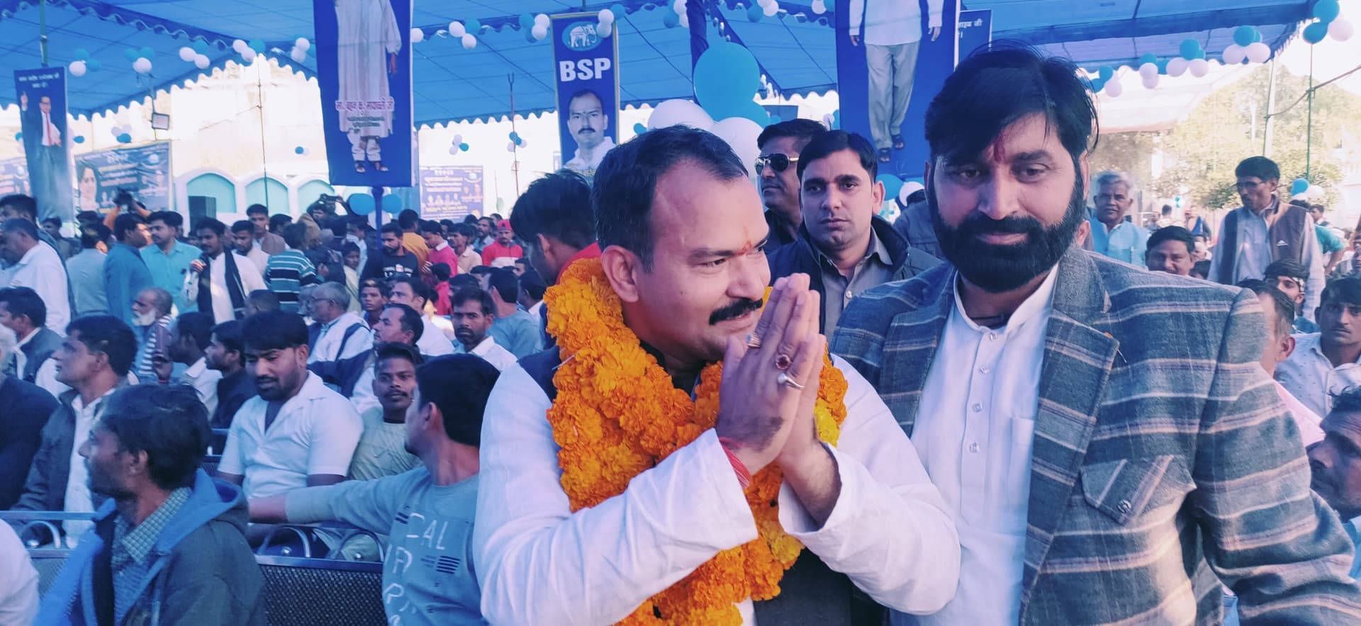 UP Chunav 2022: अलीगढ़ की बरौली विधानसभा सीट से BSP प्रत्याशी बने ये दिग्गज, दिलाया जीत का भरोसा UP Chunav 2022: अलीगढ़ की बरौली विधानसभा सीट से BSP प्रत्याशी बने ये दिग्गज, दिलाया जीत का भरोसा