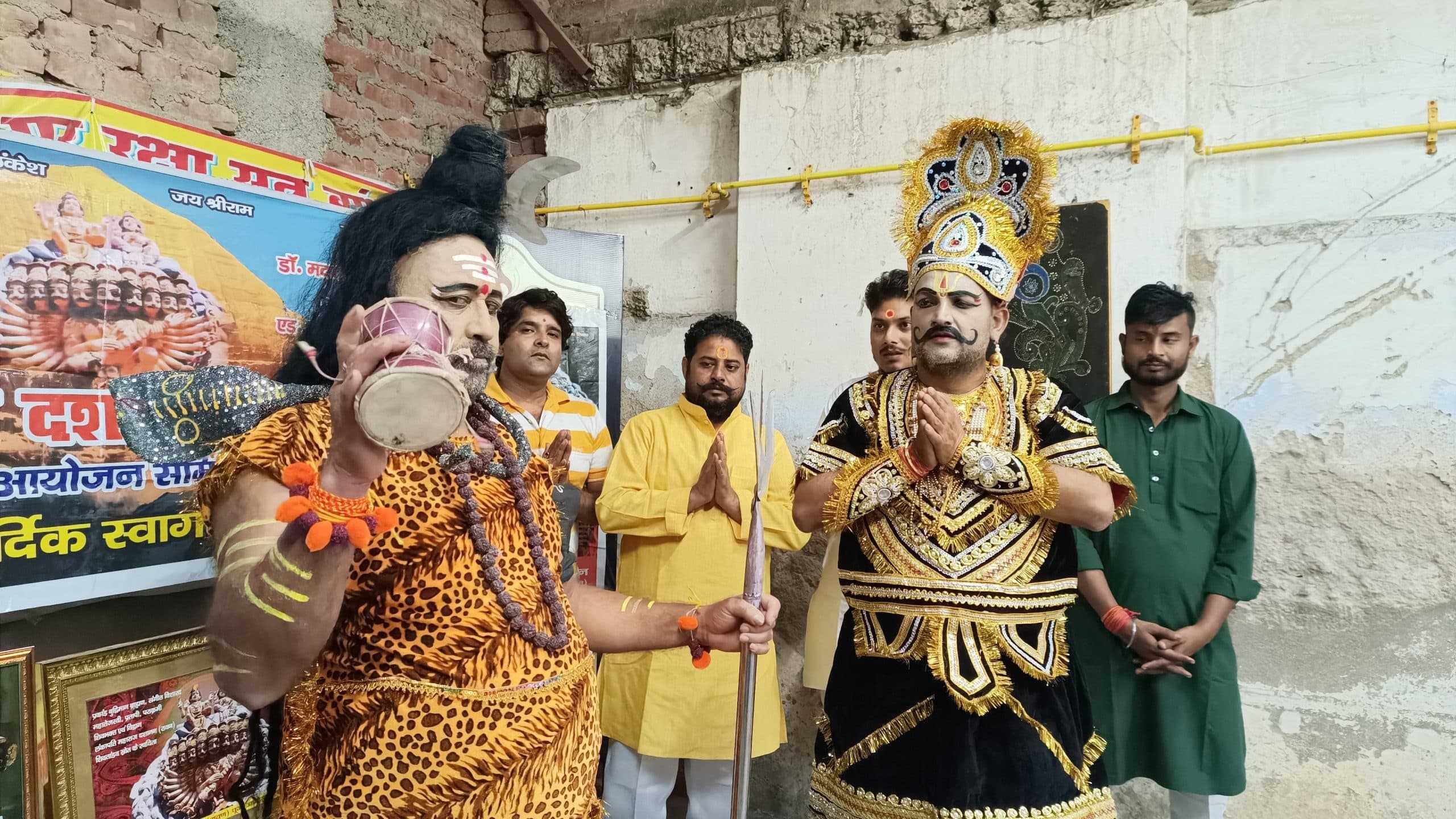 Agra News: सारस्वत ब्राह्मणों ने की रावण की पूजा, दशानन को मानते हैं आराध्य, यहां जानें इनके बार में