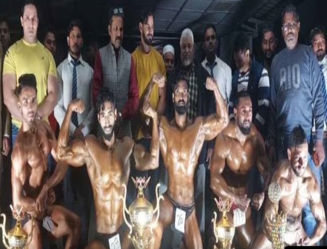 Aligarh News: बॉडी बिल्डिंग प्रतियोगिता में अलीगढ़ का दबदबा, जानें कौन बना चैंपियन