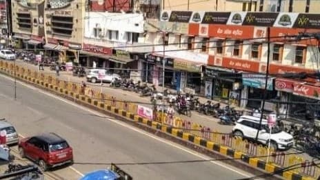 UP News: गोरखपुर की गोलघर रोड बनेगी मॉडल, सीएम ग्रीन रोड इंफ्रास्ट्रक्चर डेवलपमेंट स्कीम में 9 सड़कें शामिल