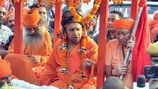 गोरखपुर: गोरक्षपीठाधीश्वर योगी आदित्यनाथ की अगुवाई में विजयदशमी पर निकलेगी विजय शोभायात्रा, उमड़ेगा सैलाब