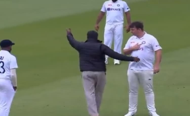 IND vs ENG : लॉर्ड्स पर फिरंगियों ने काटा बवाल, केएल राहुल पर हमला, इंडियन जर्सी पहन मैदान पर घुसा दर्शक