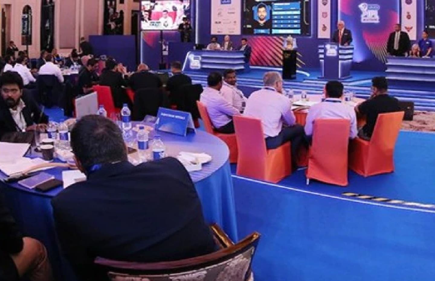 IPL Auction Date: आईपीएल 2022 मेगा ऑक्शन का डेट फाइनल, बेंगलुरु में इस दिन होगा आयोजन, देखें पूरा शेड्यूल