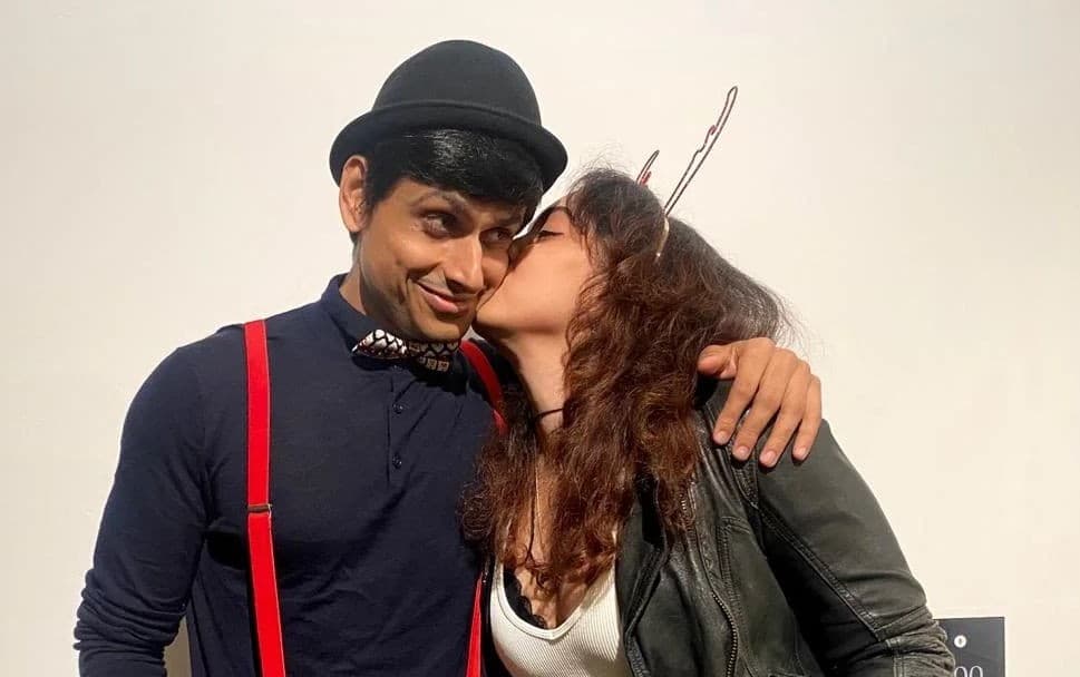 Aamir Khan की बेटी Ira Khan ने बॉयफ्रेंड नूपुर को किया KISS, रोमांटिक तसवीरें सोशल मीडिया पर वायरल
