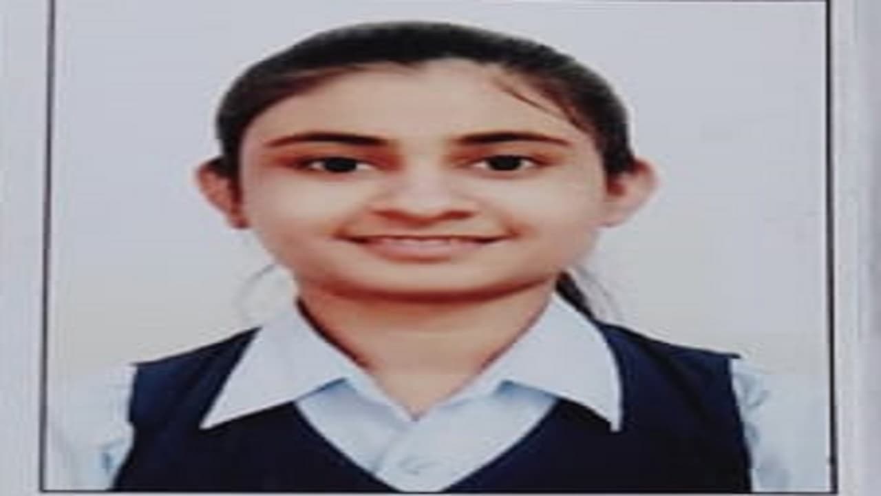 ISC Class 12 Result 2022 : जमशेदपुर के लोयला स्कूल की वंशिका को 99.5% अंक, हिमानी दास को 99 फीसदी अंक ISC Class 12 Result 2022 : जमशेदपुर के लोयला स्कूल की वंशिका को 99.5% अंक, हिमानी दास को 99 फीसदी अंक