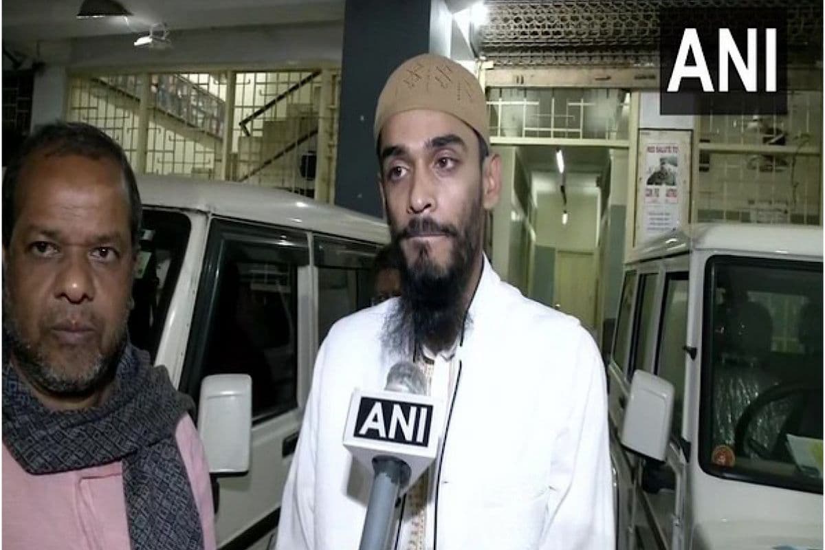 WB News :आइएसएफ विधायक नौशाद समेत तीन को गरफा थाने ने भेजा नोटिस, 72 घंटे के भीतर  बयान दर्ज कराने का निर्देश