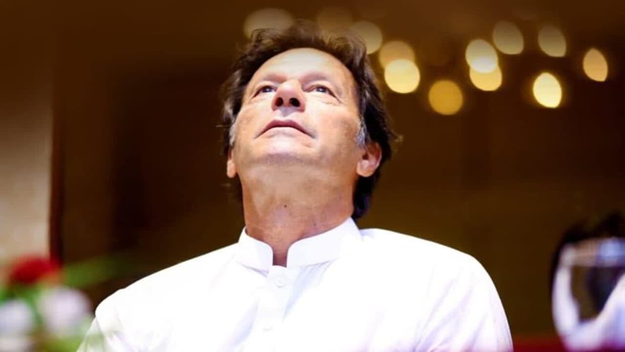 पाकिस्तान: पूर्व पीएम इमरान खान पर कसा शिकंजा, कोर कमांडर हाउस हमले के मामले में किया गया तलब