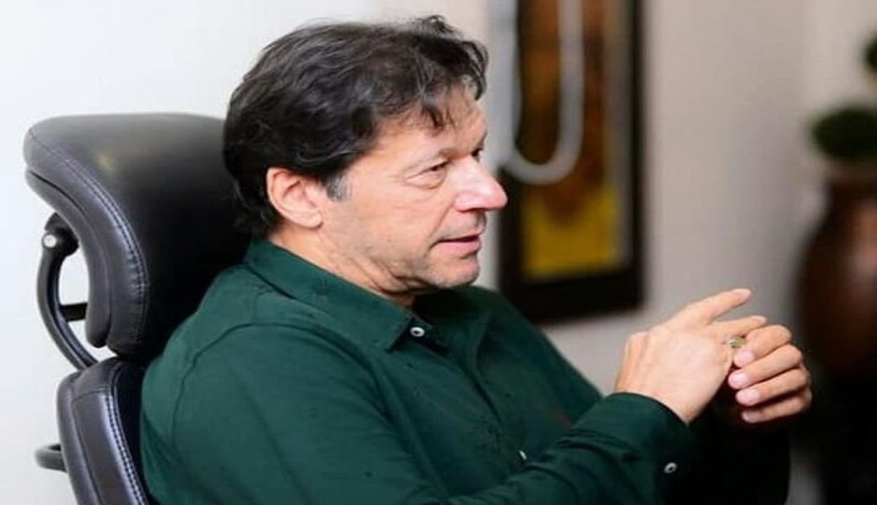 इमरान खान के सारे पैंतरे फेल! ओआईसी की बैठक के बाद हर हाल में देना होगा इस्तीफा, नए पीएम की तलाश शुरू