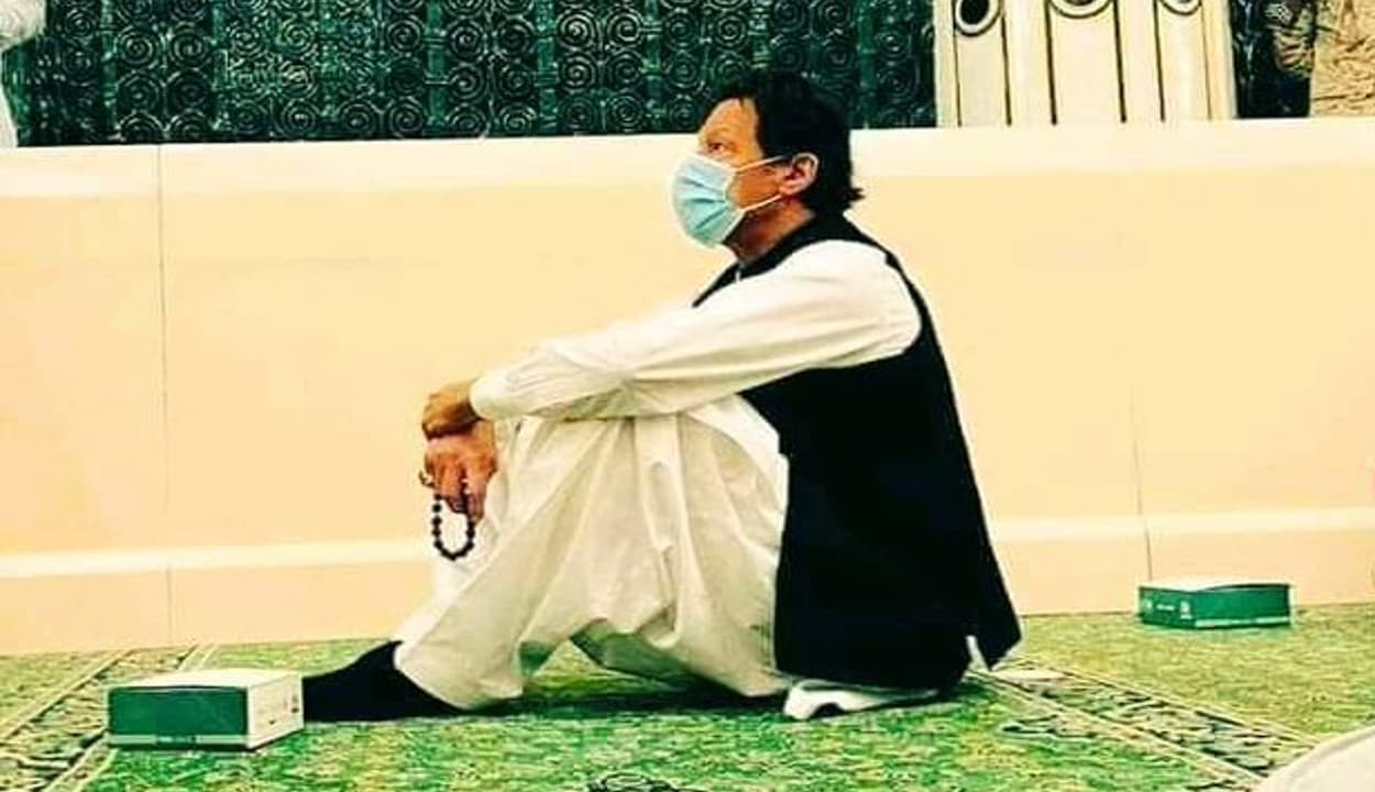 अविश्वास प्रस्ताव पर वोटिंग से पहले इमरान की पार्टी को तगड़ा झटका, 24 सांसदों ने दी खिलाफत करने की धमकी