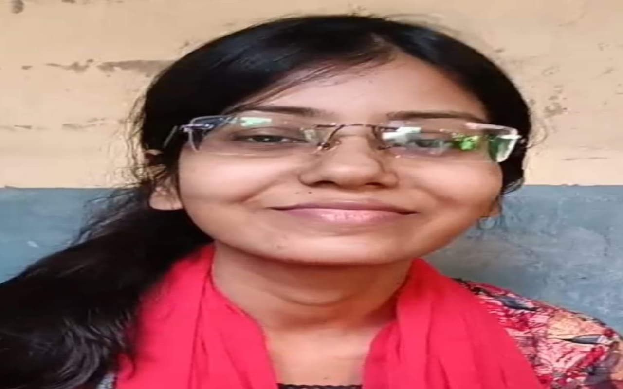 WB News: टेट परीक्षा में बर्दवान की इना सिंह ने मारी बाजी, बनीं स्टेट टॉपर