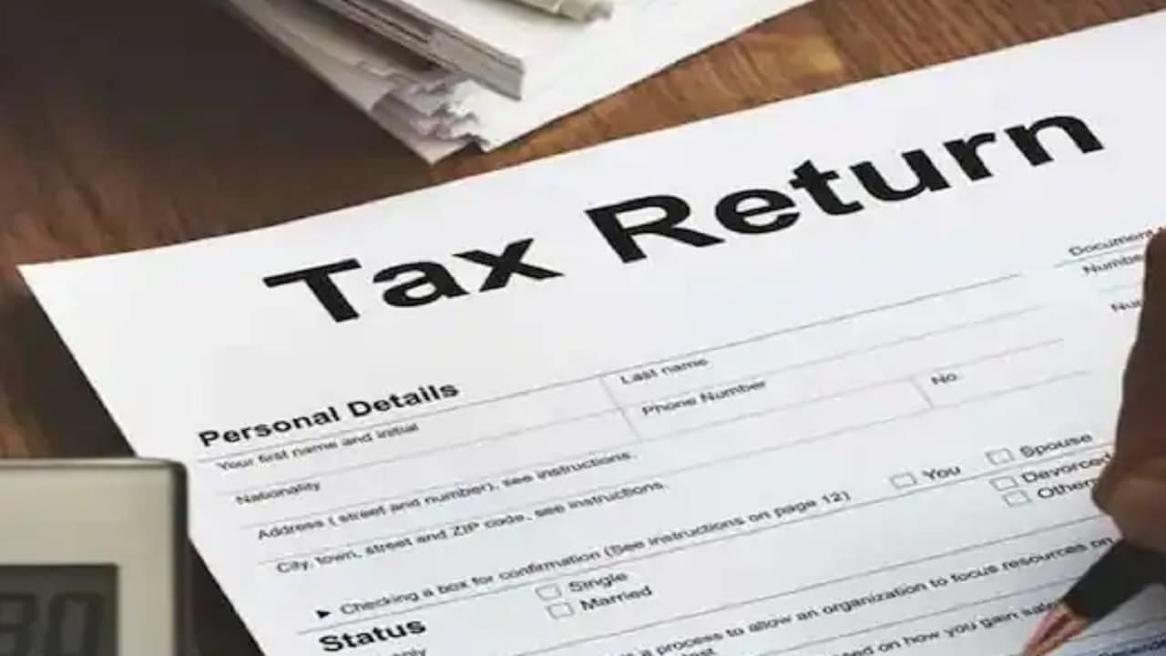 इनकम टैक्स रिटर्न भरने के लिए नया पोर्टल लॉन्च, यहां जानें खास नये फीचर्स के बारे में...