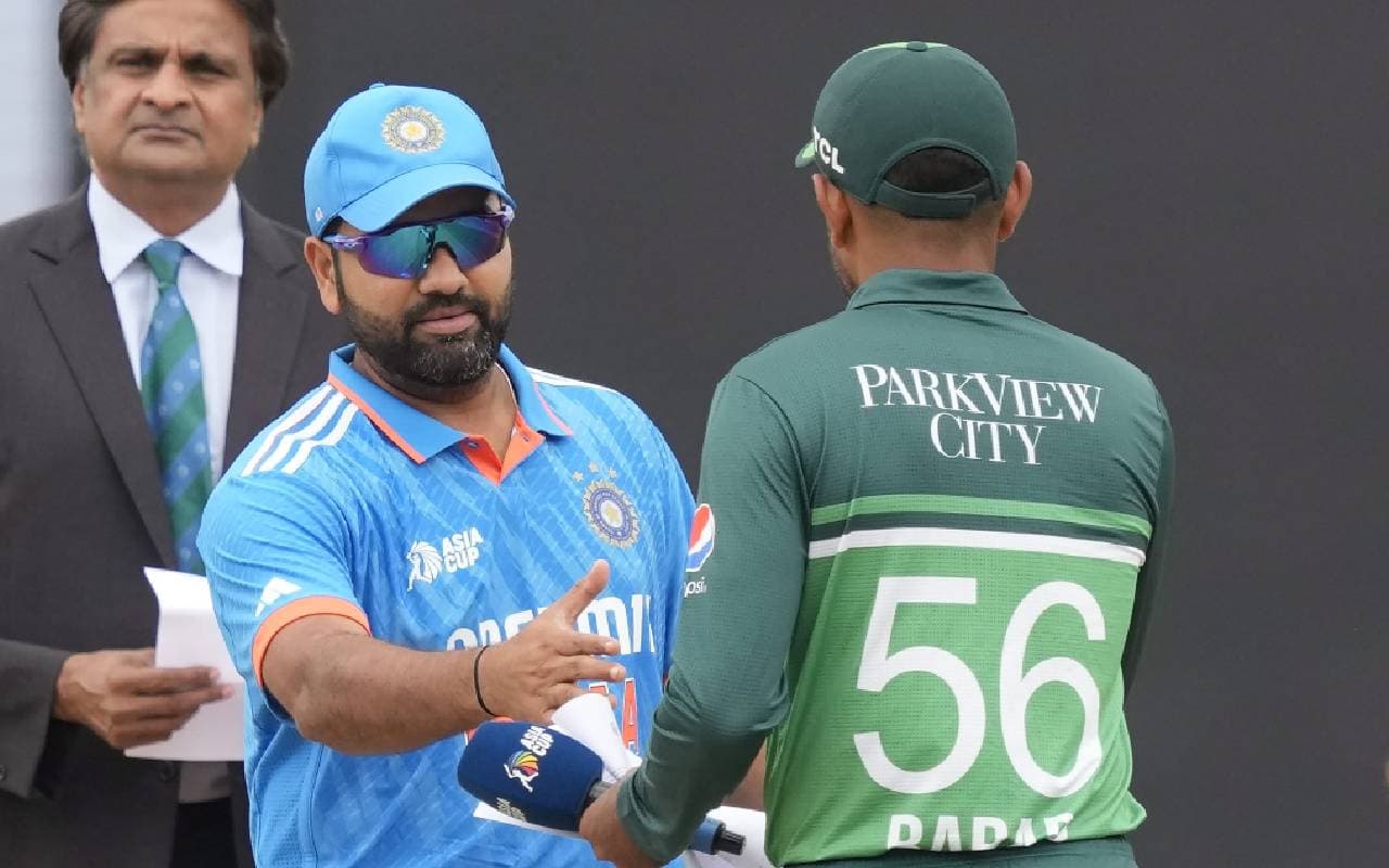 World Cup 2023: भारत-पाकिस्तान मैच के लिए बीसीसीआई जारी करेगा 14,000 टिकट, ऐसे करें बुक